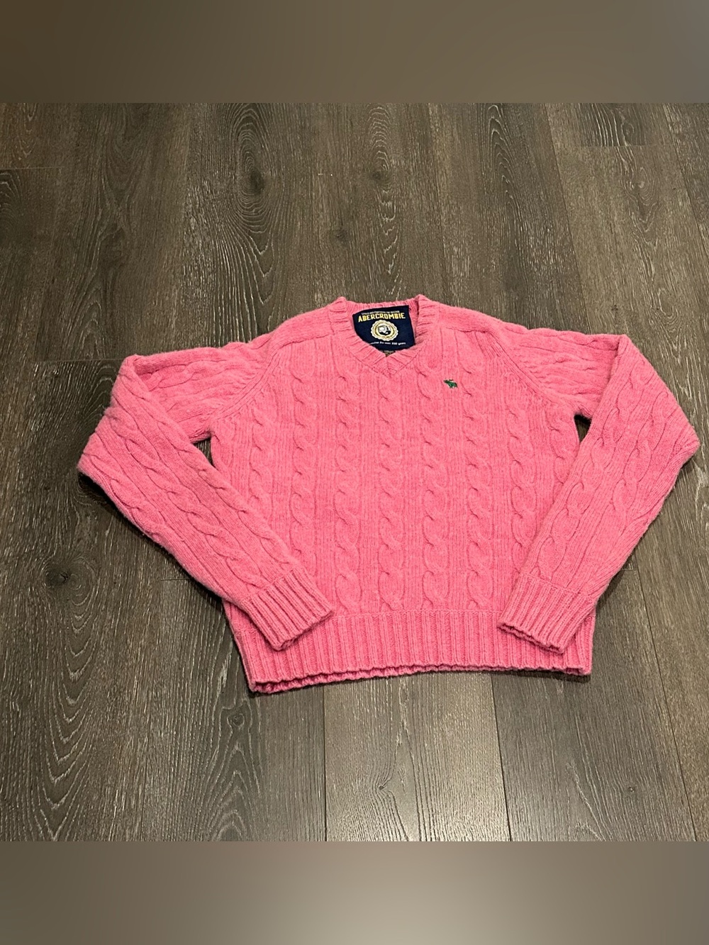 VTG Abercrombie & Fitch Scotland Wool Cash Bright Pink Cable-Knit Crew Sweater